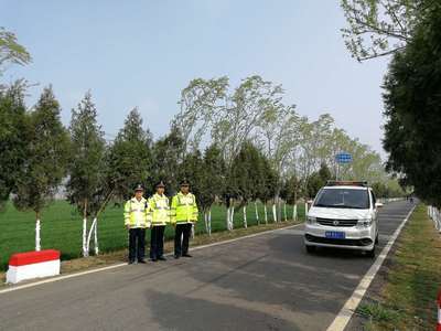 南陽(yáng)市宛城區(qū)交通運(yùn)輸執(zhí)法局 深化路域環(huán)境治理 提升道路保暢與環(huán)境檢測(cè)服務(wù)水平